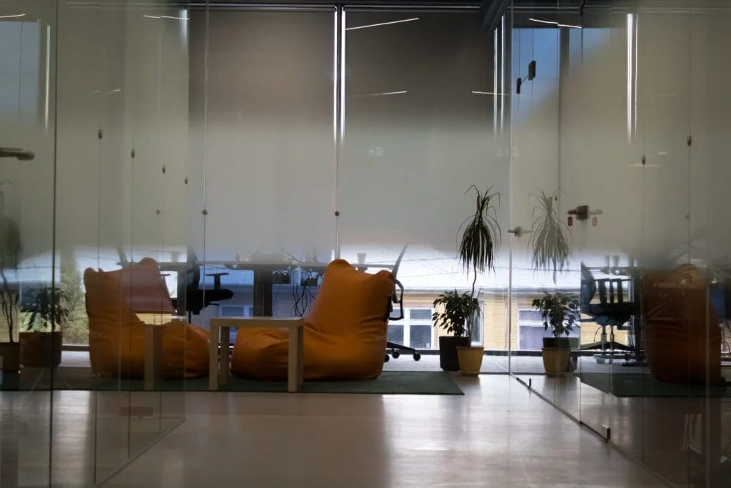 susiliejanti matine plevele biure